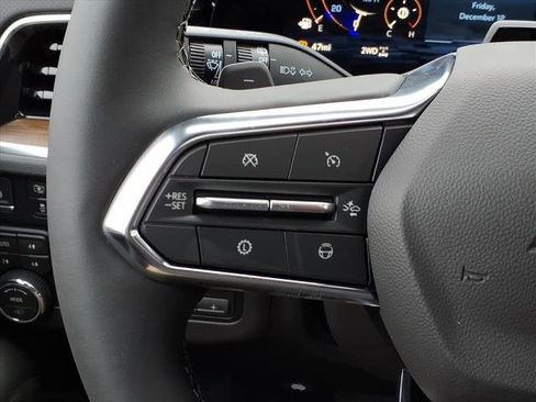 New 2026 Chevrolet Suburban High Country image 27