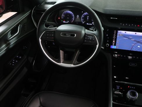 New 2026 Jeep Grand Cherokee Limited image 16