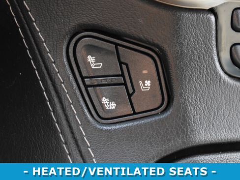 Used 2019 GMC Yukon Denali image 18