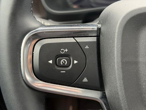 Certified 2023 Volvo XC40 Recharge Ultimate w/ Protection Package Premier AWD/4WD image 17