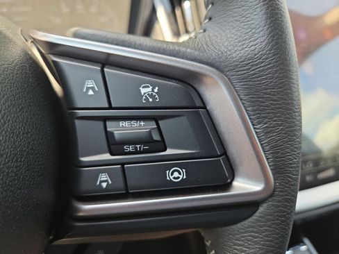 Certified 2025 Subaru Outback Limited AWD/4WD image 32