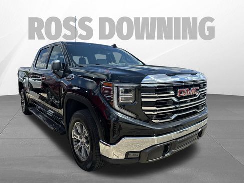Used 2024 GMC Sierra 1500 SLT w/ SLT Convenience Package RWD image 3