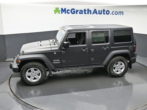 Used 2017 Jeep Wrangler Unlimited Sport w/ Quick Order Package 24S AWD/4WD image 17