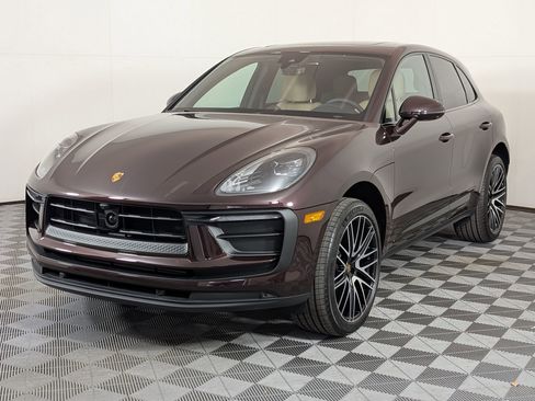 New 2026 Porsche Macan image 1