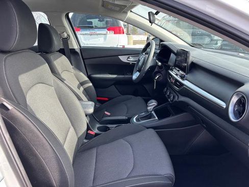 Used 2024 Kia Forte LXS image 15