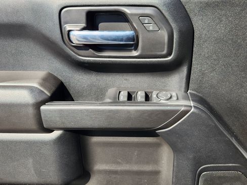 Used 2022 Chevrolet Silverado 1500 Custom image 27