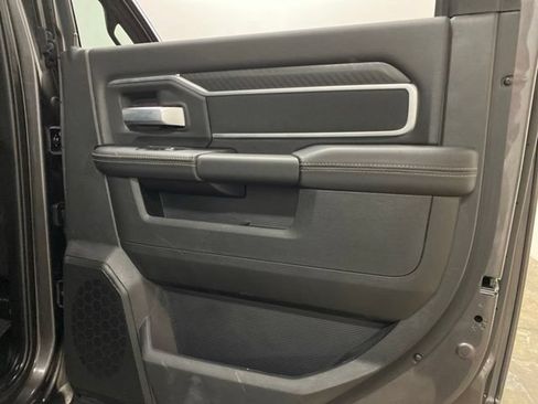 Used 2025 RAM 2500 Big Horn AWD/4WD image 71