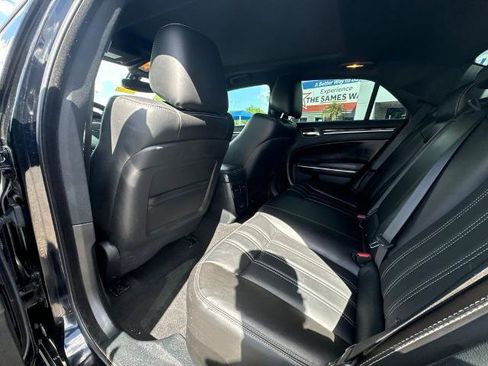 Used 2023 Chrysler 300 S RWD image 18