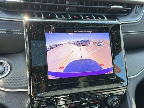 New 2026 Jeep Grand Cherokee L Laredo AWD/4WD image 17