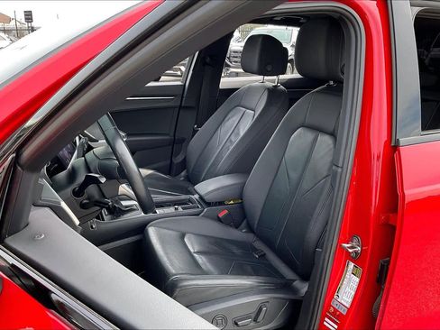 Used 2019 Audi Q3 2.0T Premium image 7