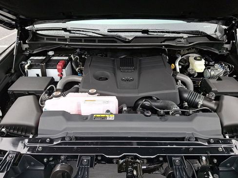 New 2026 Toyota Tundra SR5 AWD/4WD image 21