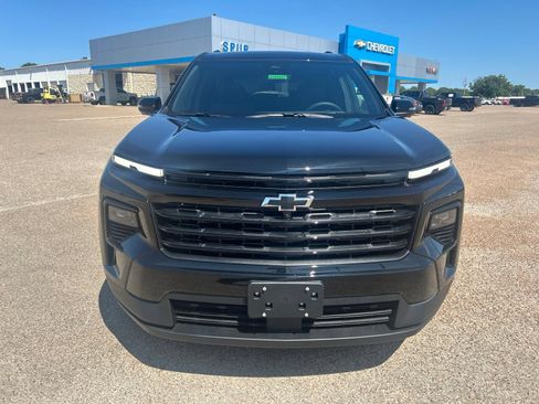New 2026 Chevrolet Traverse LT w/ Midnight/Sport Edition FWD image 9