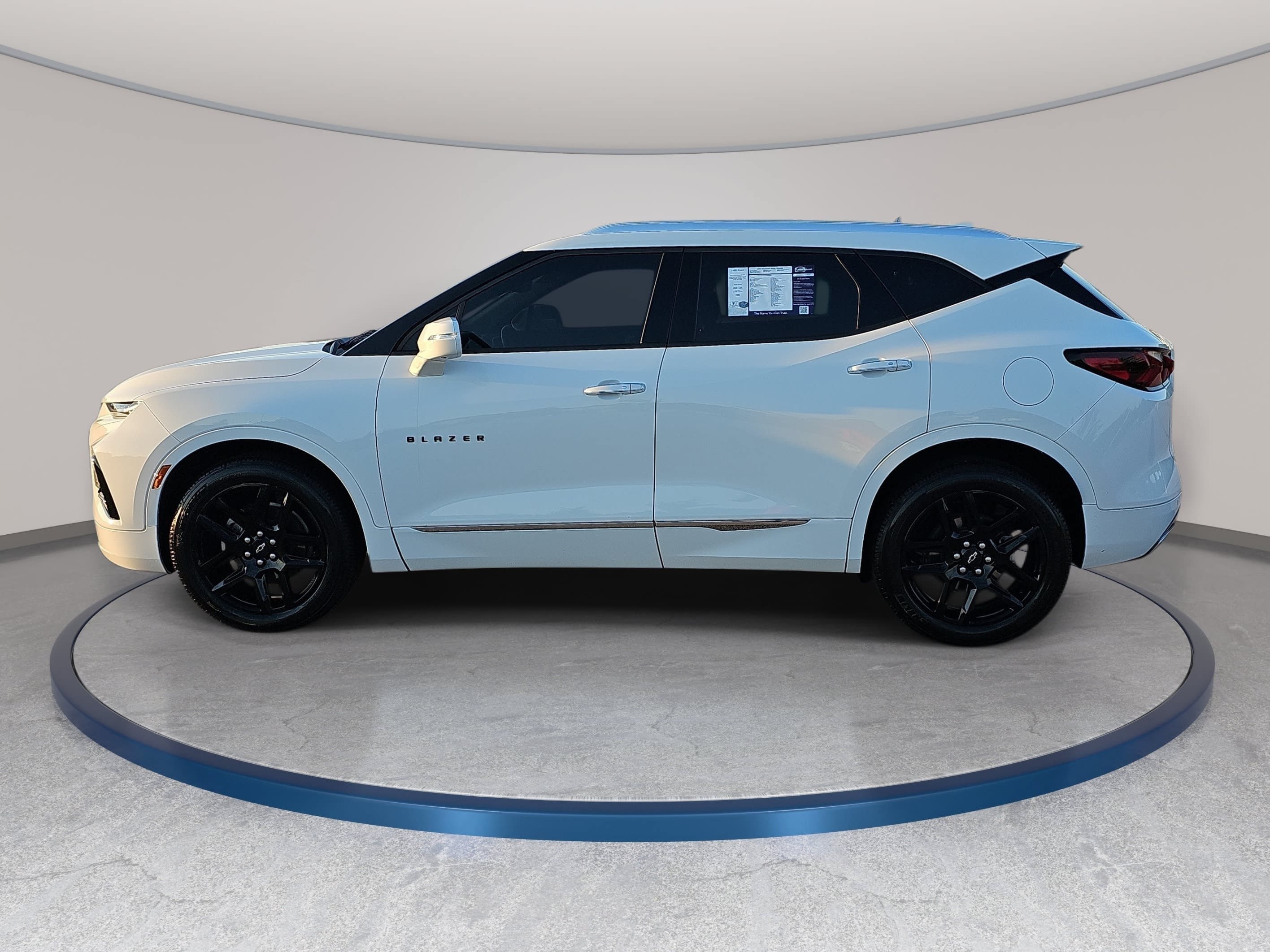 Used 2019 Chevrolet Blazer Premier w/ Driver Confidence II Package AWD/4WD image 8