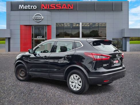 Used 2020 Nissan Rogue Sport S FWD image 5