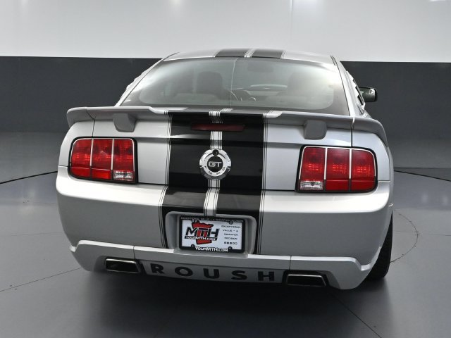 Used 2006 Ford Mustang GT Premium RWD image 4