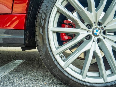 Used 2021 BMW X6 sDrive40i w/ Executive Package image 68