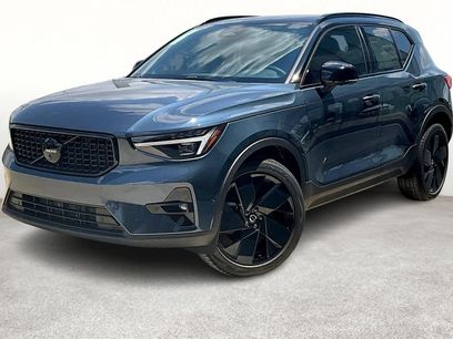 New 2026 Volvo XC40 B5 Ultra w/ Protection Package Premier