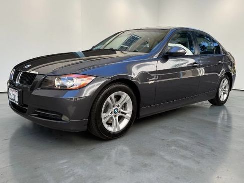 Used 2008 BMW 328i Sedan RWD image 2