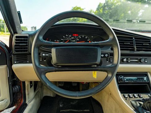 Used 1986 Porsche 944 Turbo image 58