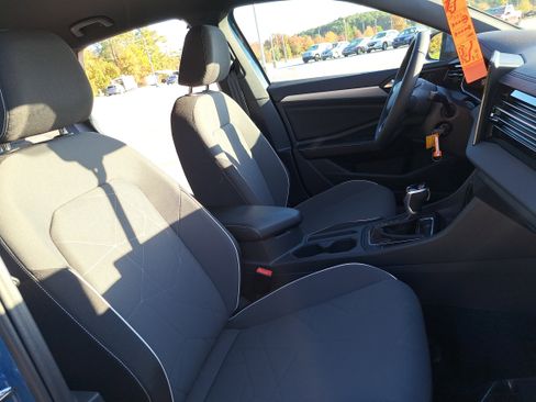 New 2026 Volkswagen Jetta Sport image 10