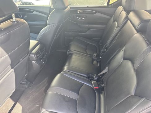 Used 2024 Honda Pilot EX-L image 12