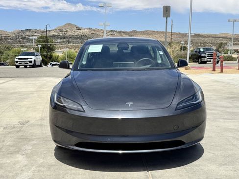 Used 2025 Tesla Model 3 Long Range RWD image 2