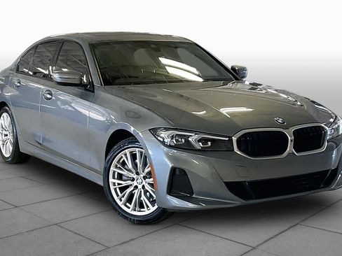 Used 2023 BMW 330i Sedan w/ Premium Package RWD image 2