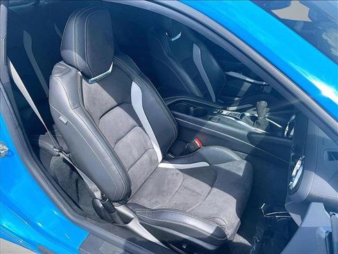 Used 2022 Chevrolet Camaro SS RWD image 9