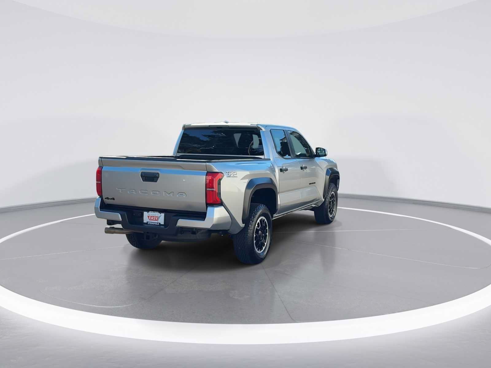 Used 2024 Toyota Tacoma TRD Off-Road AWD/4WD image 7