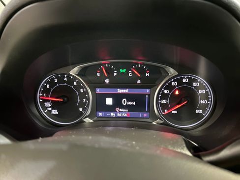 Used 2022 GMC Terrain SLT w/ Infotainment Package II image 16