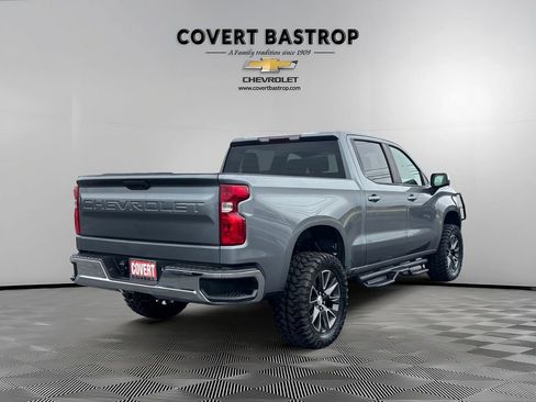 Used 2020 Chevrolet Silverado 1500 LT RWD image 6