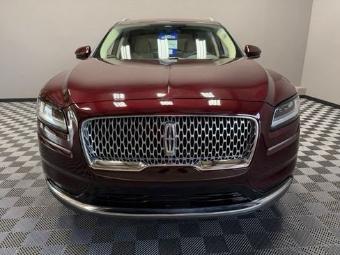 Used 2023 Lincoln Nautilus FWD w/ Premium Package image 4
