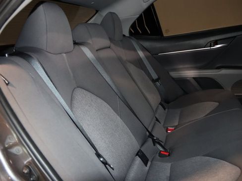 Used 2023 Toyota Camry LE image 61