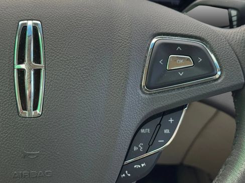 Used 2013 Lincoln MKZ Hybrid FWD image 29