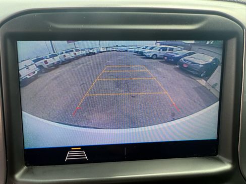 Used 2019 Chevrolet Silverado 1500 LT image 21