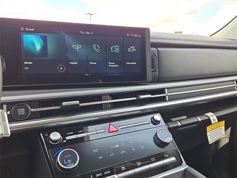 New 2026 Hyundai Santa Fe SE image 12