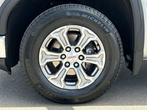 Used 2025 GMC Sierra 1500 Pro w/ Pro Value Package RWD image 32