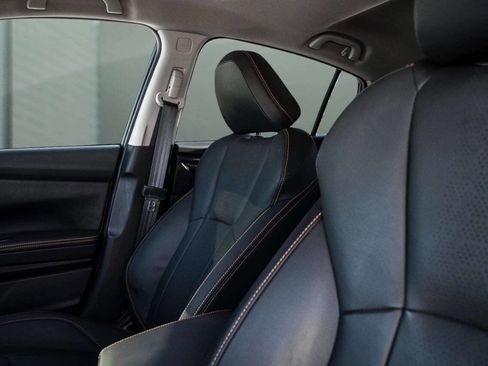 Used 2018 Subaru Crosstrek 2.0i Limited image 5