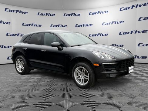 Used 2017 Porsche Macan AWD/4WD image 8
