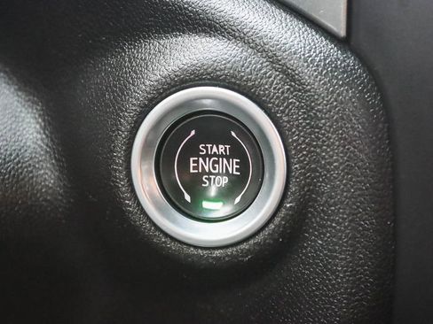 Used 2023 Chevrolet Silverado 2500 LT w/ Convenience Package image 28