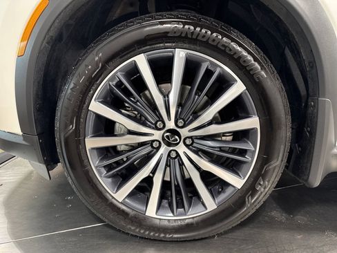 Certified 2025 INFINITI QX60 Autograph w/ Cargo Package AWD/4WD image 2