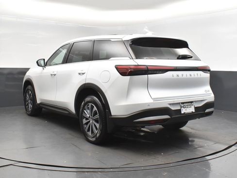 Used 2026 INFINITI QX60 Pure w/ Cargo Package FWD image 5