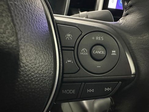 Used 2025 Toyota Corolla XSE image 20