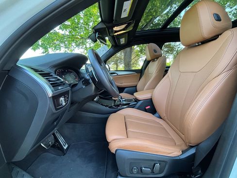 Used 2024 BMW X3 xDrive30i w/ M Sport Package AWD/4WD image 9