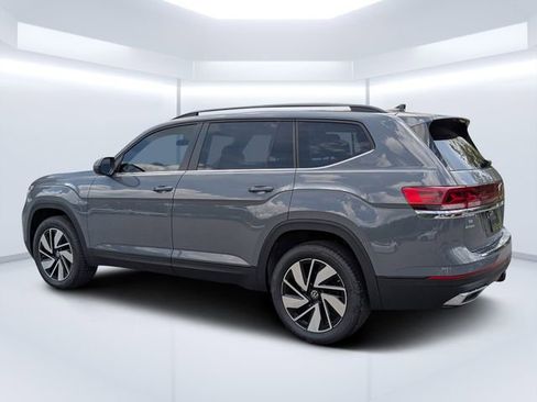 New 2026 Volkswagen Atlas SEL image 5