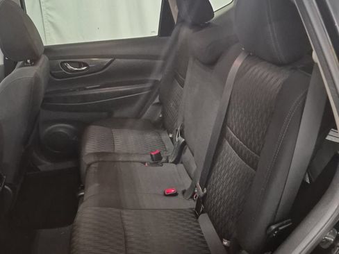 Used 2020 Nissan Rogue SV AWD/4WD image 11