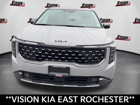 Used 2025 Kia Carnival SX Prestige FWD image 3