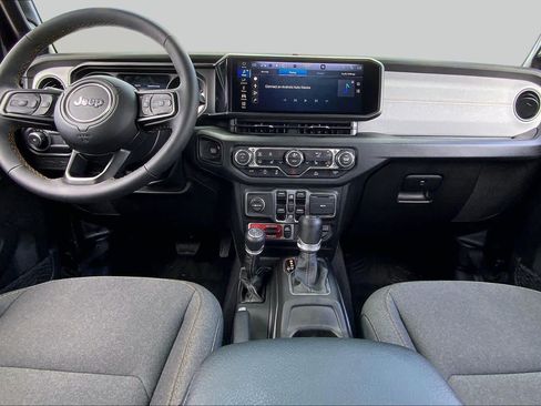 Used 2024 Jeep Wrangler Unlimited Sport AWD/4WD image 15