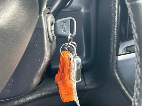 Used 2015 Chevrolet Silverado 1500 LT image 26