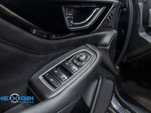 Used 2024 Subaru Outback Limited image 12